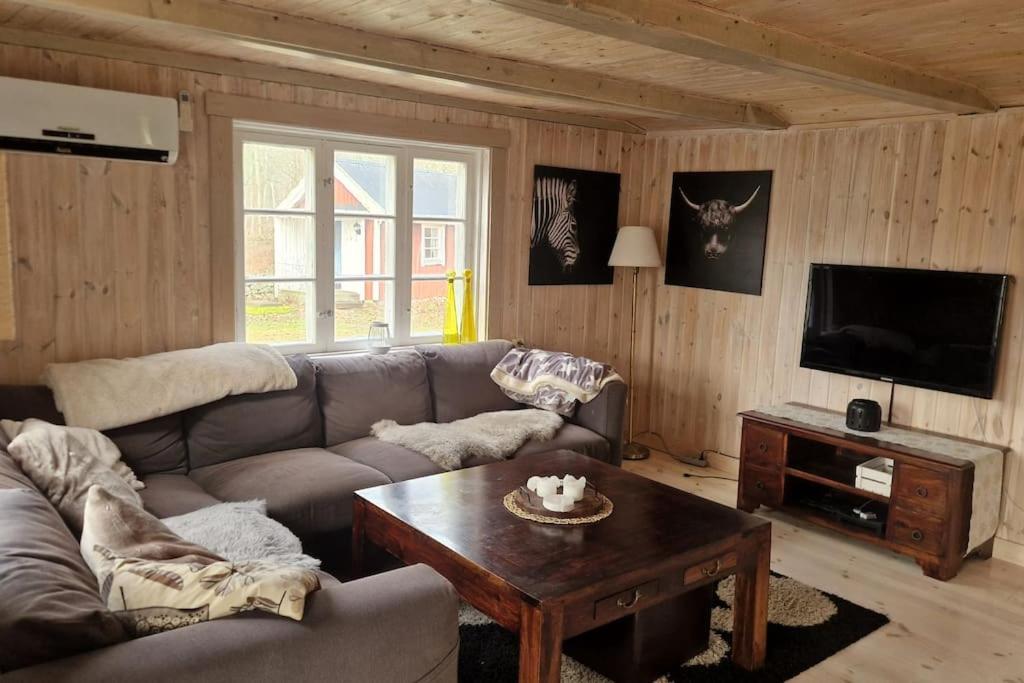 Trevliga Stugor I Torhamn, Perfekt Foer Familjer Karlskrona Exterior foto